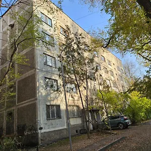 Апартаменты квартира посуточно аксай 3 2, Алматы